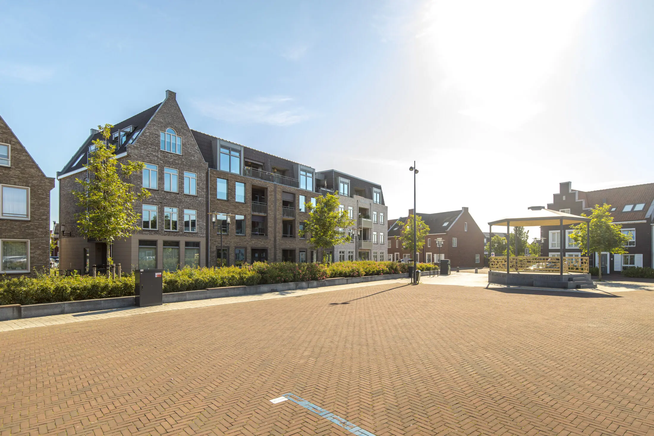 Hoef en Haag, 48 en 23 (zorg)appartementen