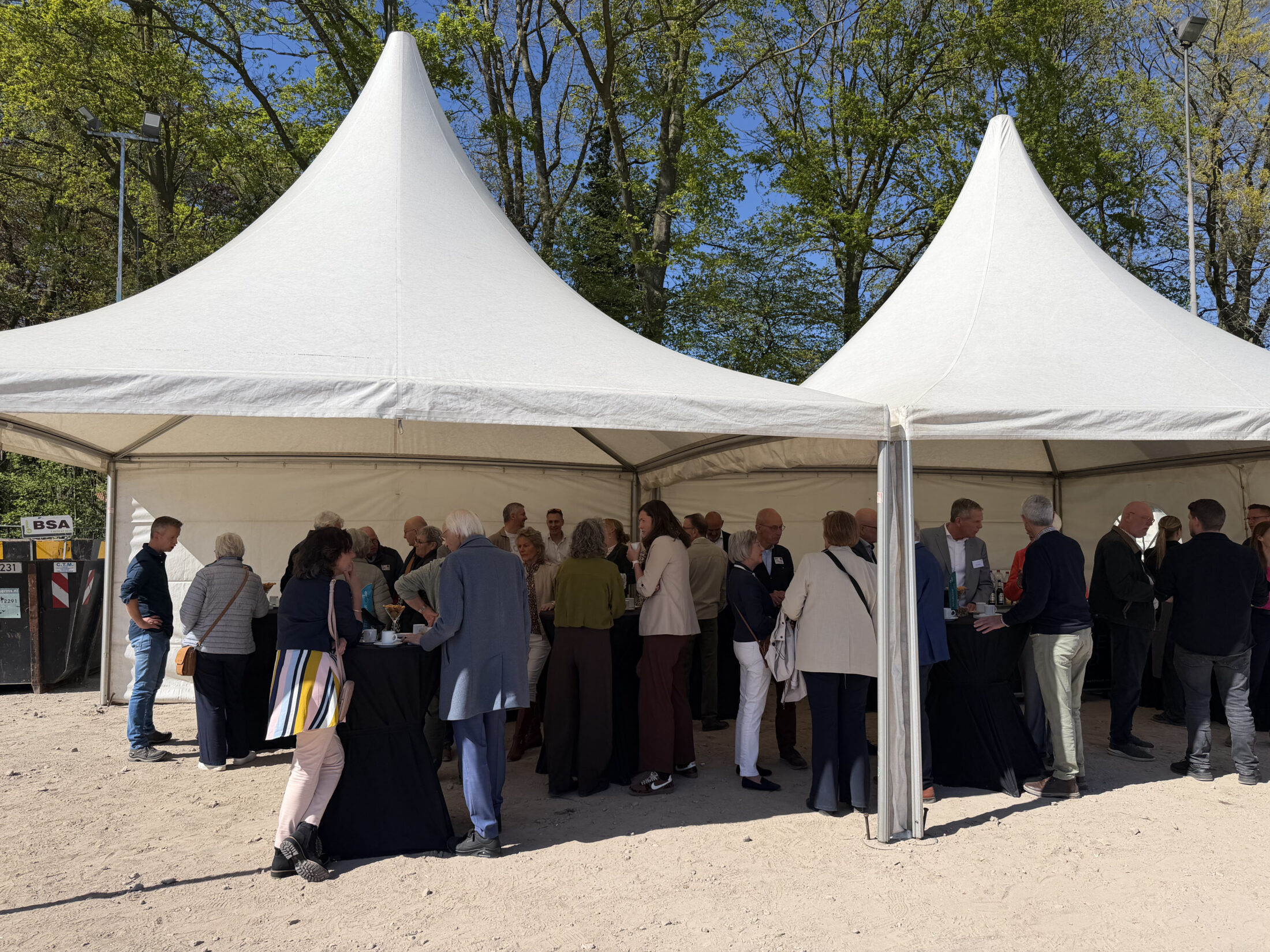 Feestelijke start bouw Huys op de Brink in Wezep